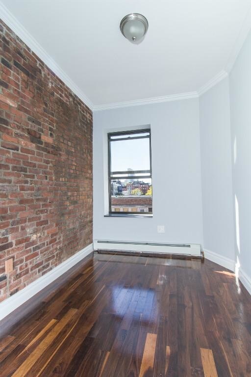 Foto principal - 126 Ridge St