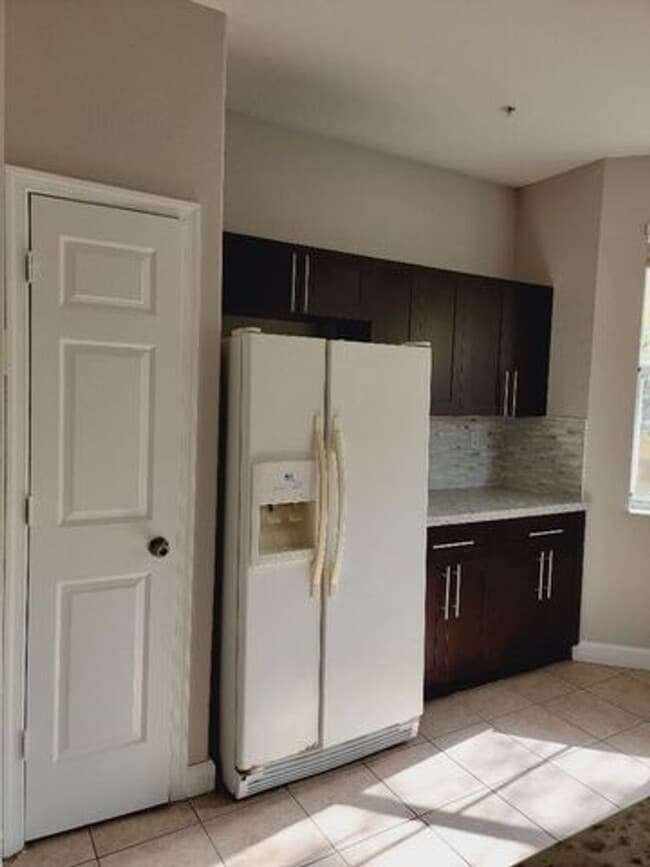 Building Photo - 3503 Shoma Dr