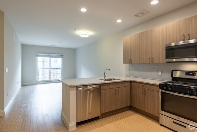 1BR, 1BA - 774SF - The Harper At Harmon Meadow
