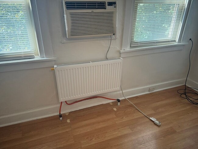 Foto del edificio - Updated Highland Park Townhome!