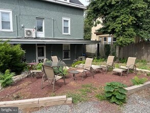 Building Photo - 357 Lyceum Ave