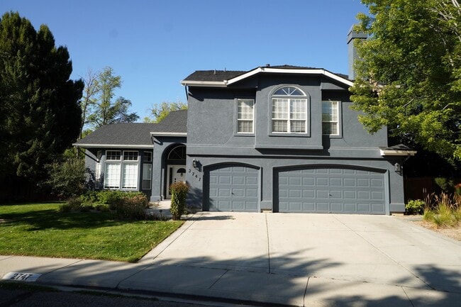 Foto del edificio - 2747 E Migratory Dr