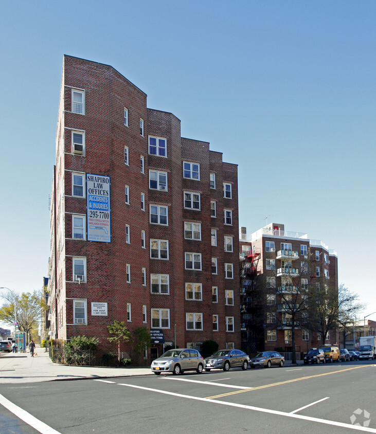 Primary Photo - 3205 Grand Concourse