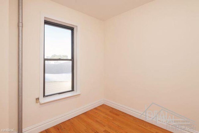 Foto del edificio - 296 14th St