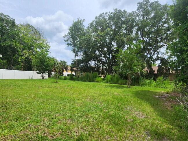 Foto del edificio - Beautiful 3/2 HOME IN PALM COAST
