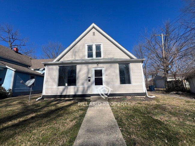 Building Photo - $500 OFF MOVE-IN SPECIAL!!! Newly Renovate...