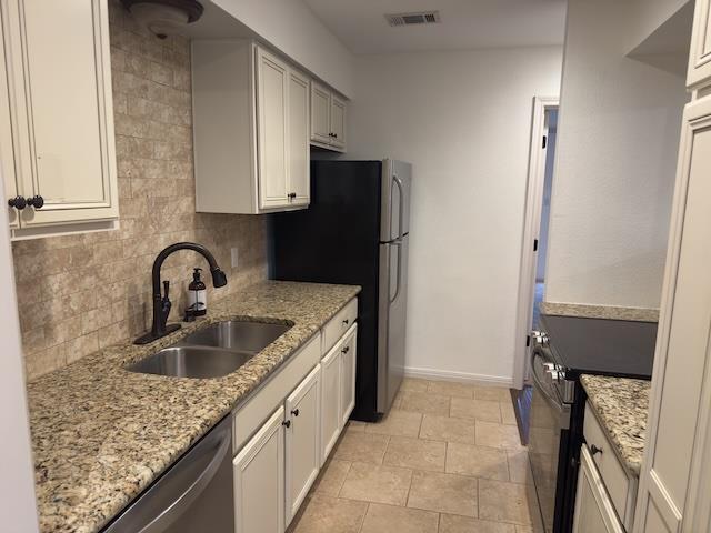 Foto del edificio - 1407 W 39th 1/2 St