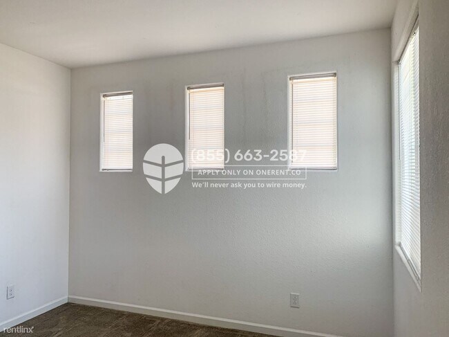 Building Photo - 5 br, 3 bath House - 8652 Forte Street -