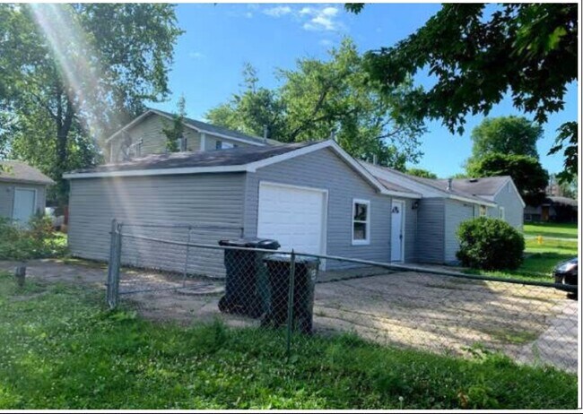 Building Photo - 1042 Norfolk St