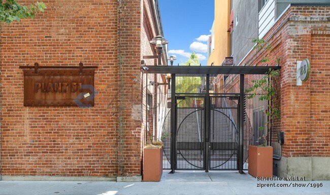 Foto del edificio - 88 Bush St