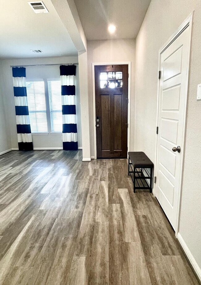 Foto del edificio - 5005 Drovers Path