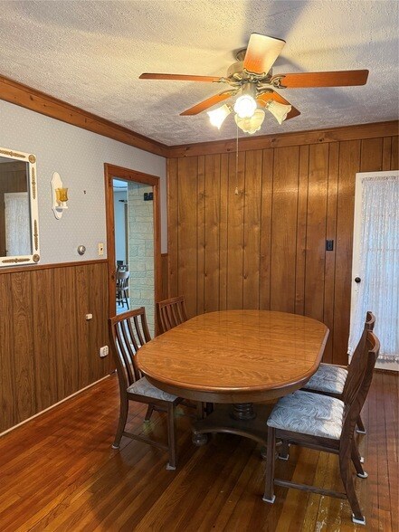 Foto del edificio - 18 Esther Ave