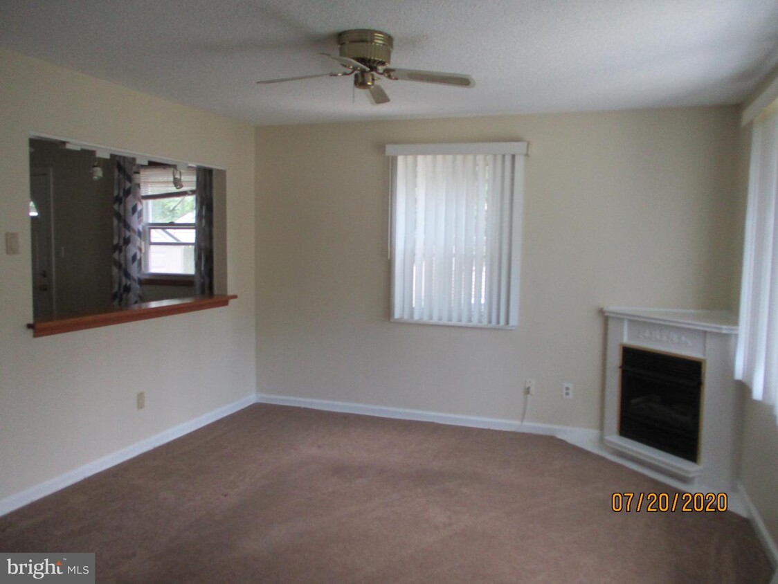 Primary Photo - 12 Overbrook Ave