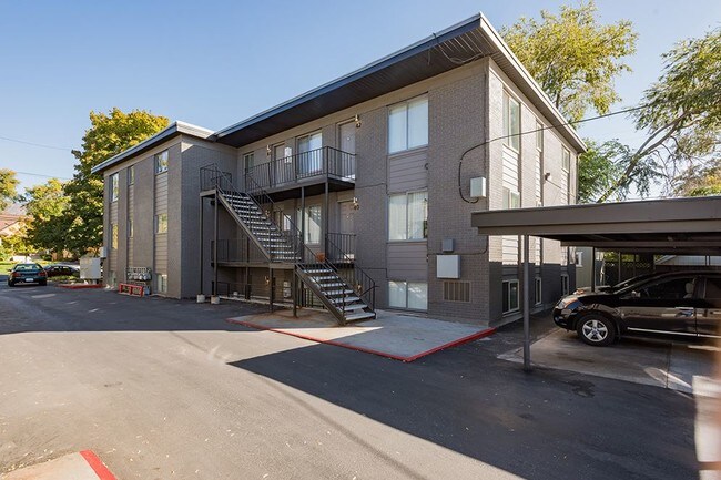 Foto del edificio - 750 South 900 East