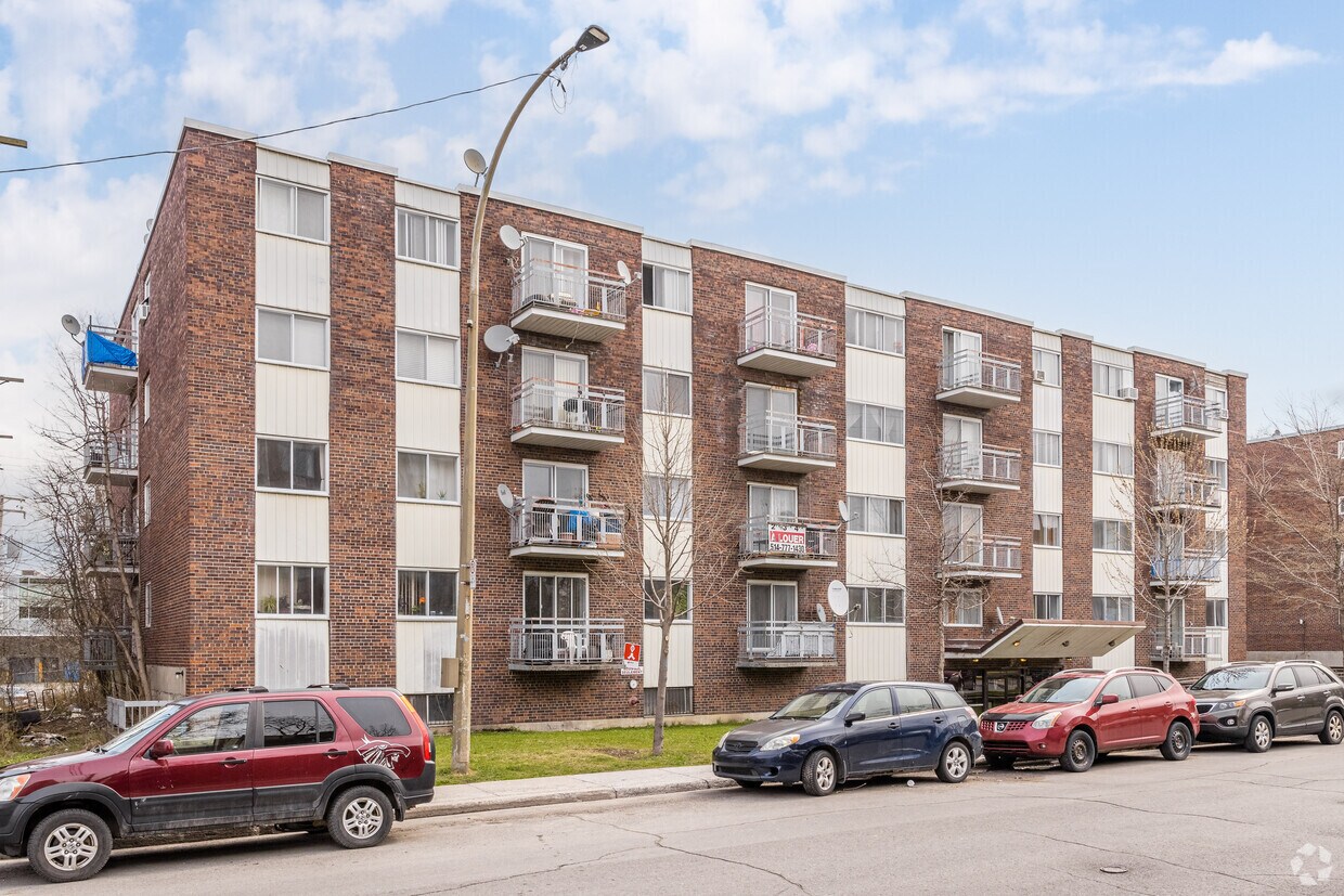 Primary Photo - 11605 Rue Saint-Évariste