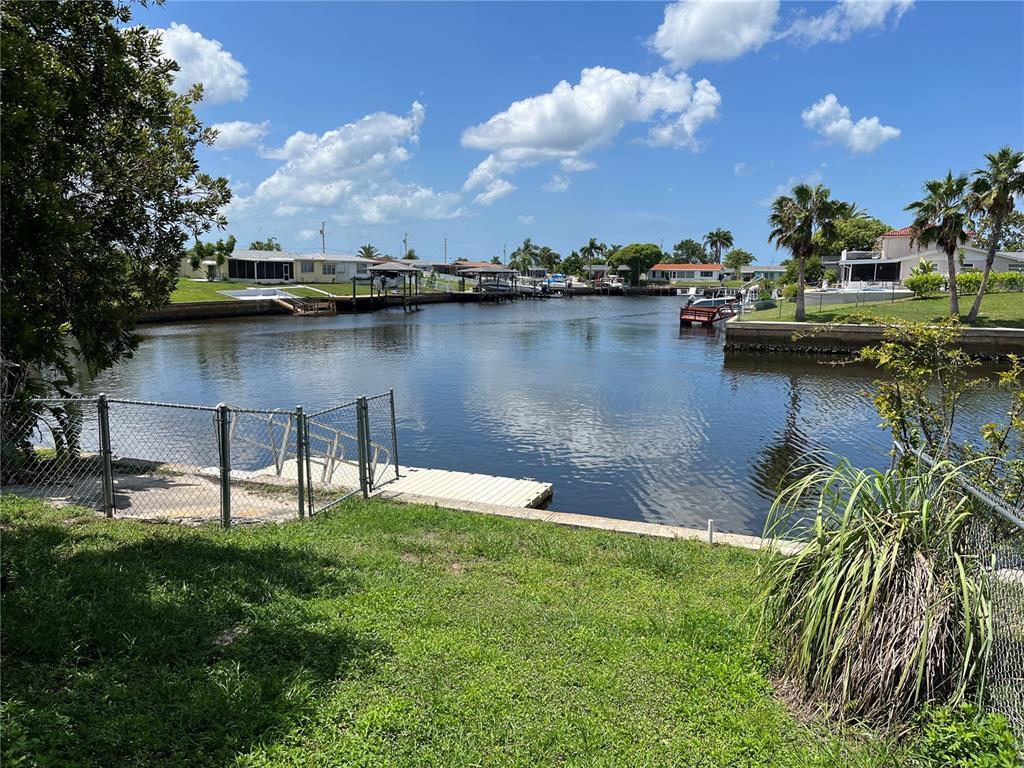12529 1st Isle, Hudson, FL 34667 Townhome Rentals in Hudson FL