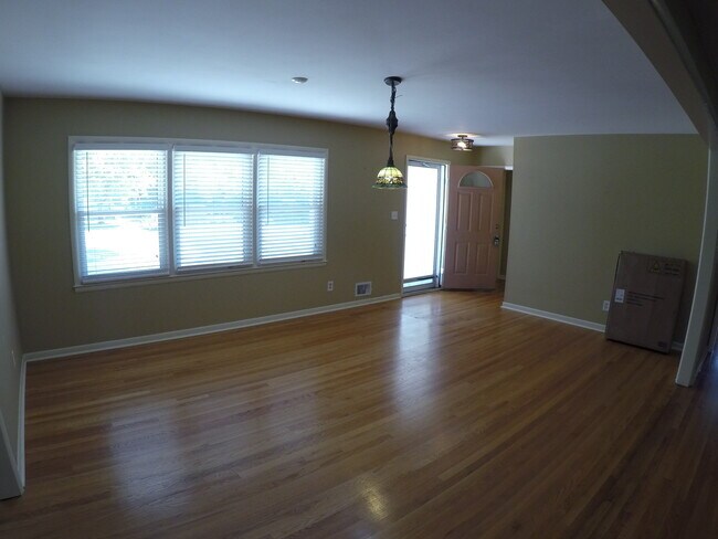 Foto del edificio - 714 SE Douglas St