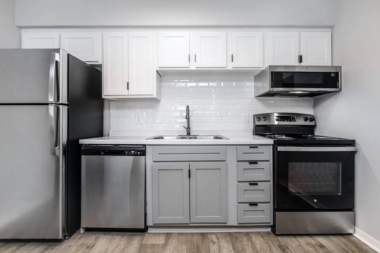 Westminster Club Apartments in Brunswick, GA