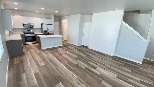 Foto del edificio - Roe Street Townhomes