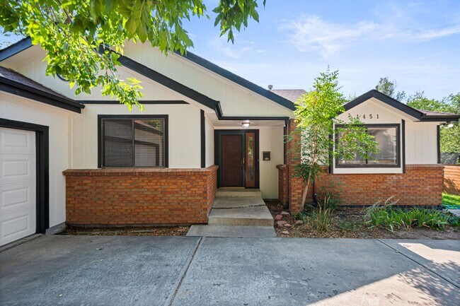 Photo - 1451 S Dahlia St (Denver, CO) House