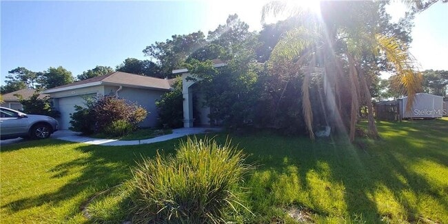 Building Photo - 1515 NE 47th Ave