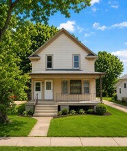 Building Photo - 618 Deleglise St