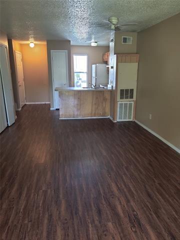 Foto del edificio - 130 Country Bend