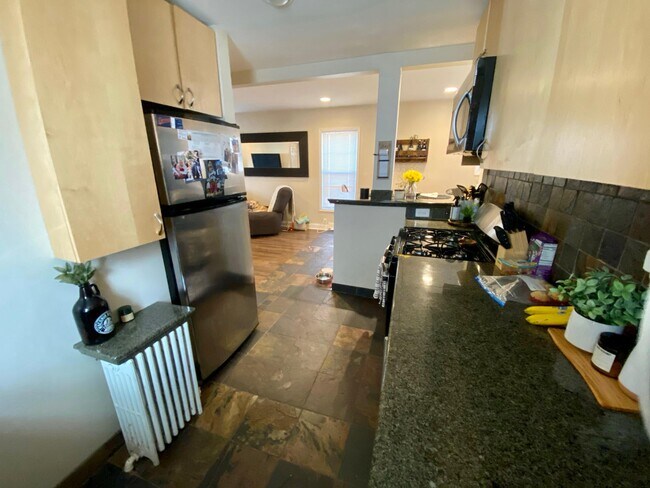 Apartamento 1 - 4538 Wentworth Ave