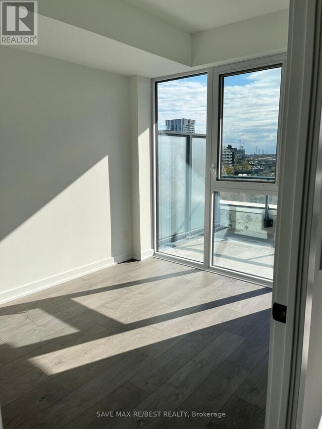 Building Photo - 5 Defries St