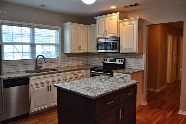 Foto del edificio - 3213 26th St