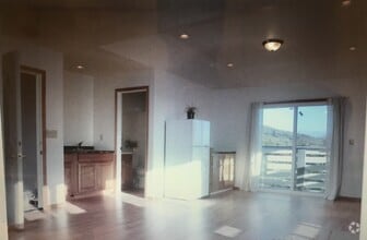 Building Photo - 4417 Hanamaulu Pl