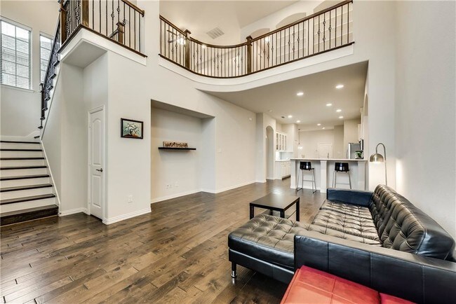 Foto del edificio - 671 Emily Ln