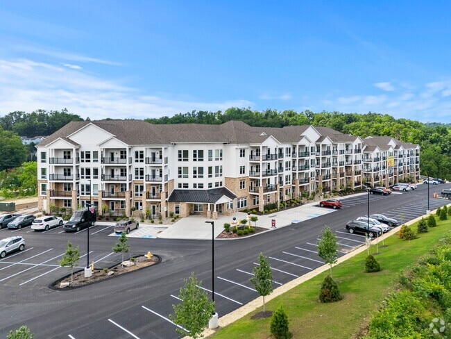 Building Photo - Monroe Pointe