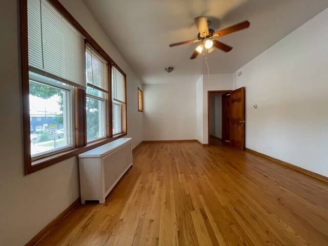 Building Photo - 4858 S Springfield Ave