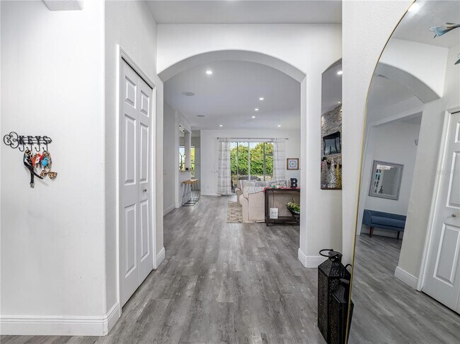 Foto del edificio - 4015 Duke Firth St