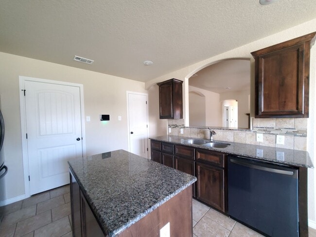 Building Photo - 6109 Newcastle Dr