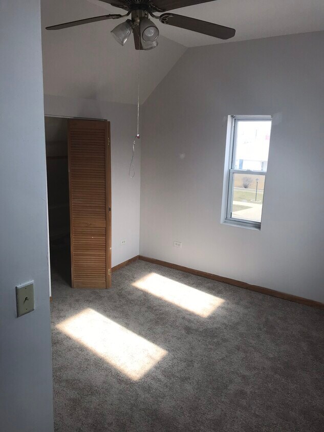 1936 Schrage Ave, Whiting, IN 46394 Townhome Rentals in Whiting IN