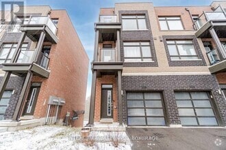 Building Photo - 218 Dalhousie St