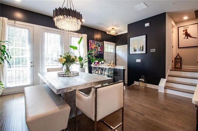 Foto del edificio - 4768 Highside Way SE