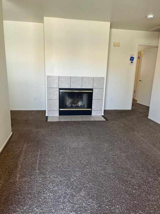 Foto del edificio - 1218 Reddick Ln
