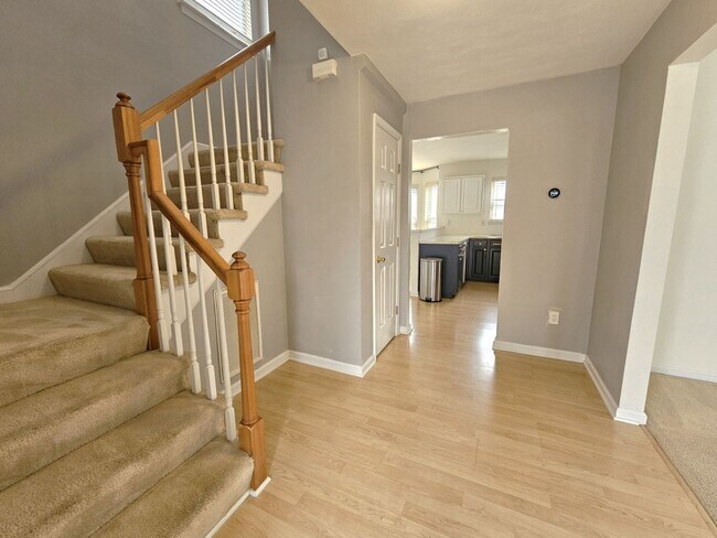 Building Photo - Ocean View East