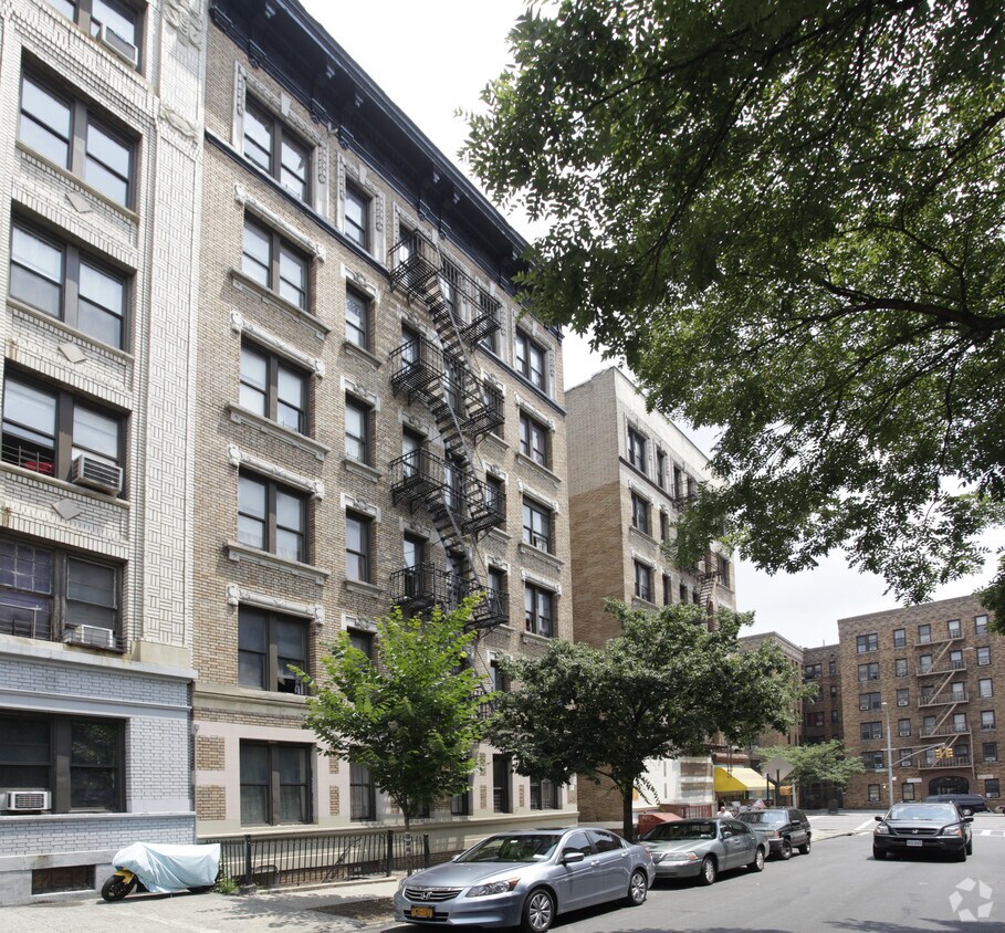 Foto principal - 503 W 169th St
