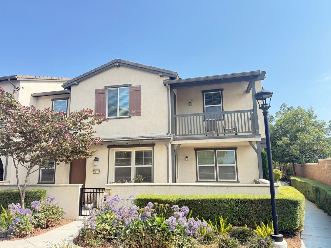 Foto principal - 7072 Vernazza Pl