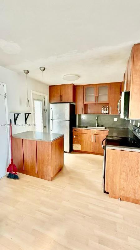 Foto del edificio - 1631 NE 114th St