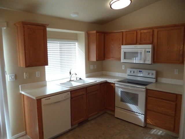 Building Photo - 7289 Edgebrook Dr