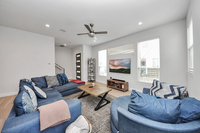 Foto del edificio - 506 W Donovan St