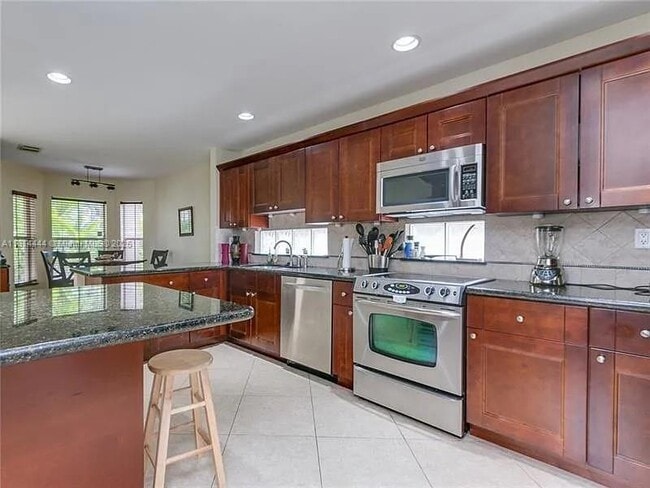 Building Photo - 1590 Seagrape Way
