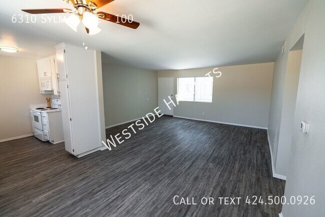 Building Photo - 6310 Sylmar - Gorgeous, fully renovated bu...