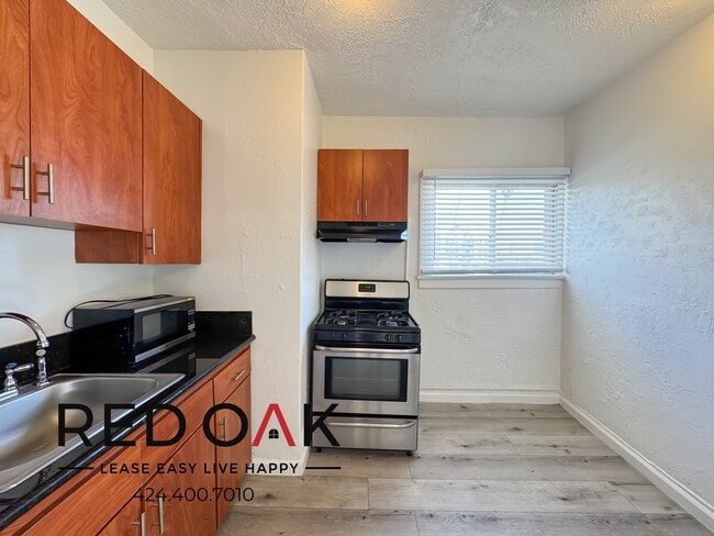 Foto del edificio - 728 S Berendo St