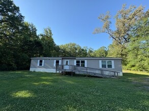 Building Photo - 9932 Lareta St